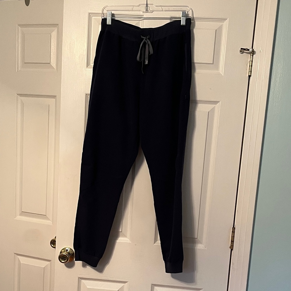 Figs Women's Navy Jogger Scrub Pants
